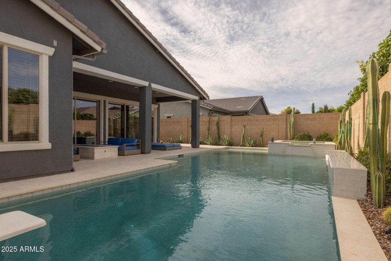 39-web-or-mls-2858 E Spring Wheat Ct, Gi