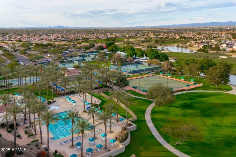 Clubhouse and Amenities