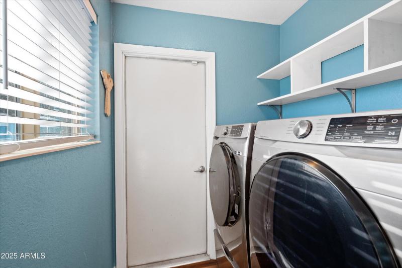 26-Laundry Room