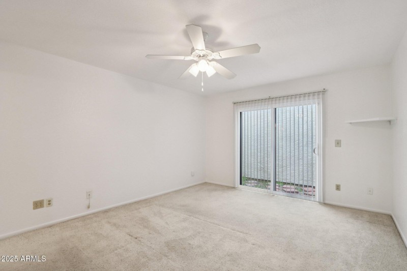 6-web-or-mls-W Avenida De Amigos Cir-S31