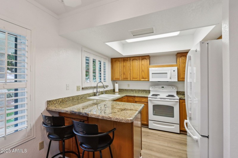 12-web-or-mls-W Avenida De Amigos Cir-S3