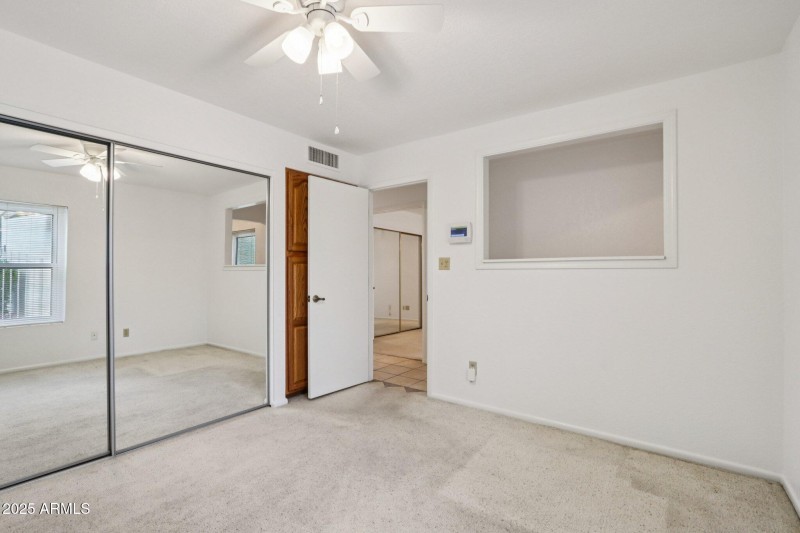 21-web-or-mls-W Avenida De Amigos Cir-S3