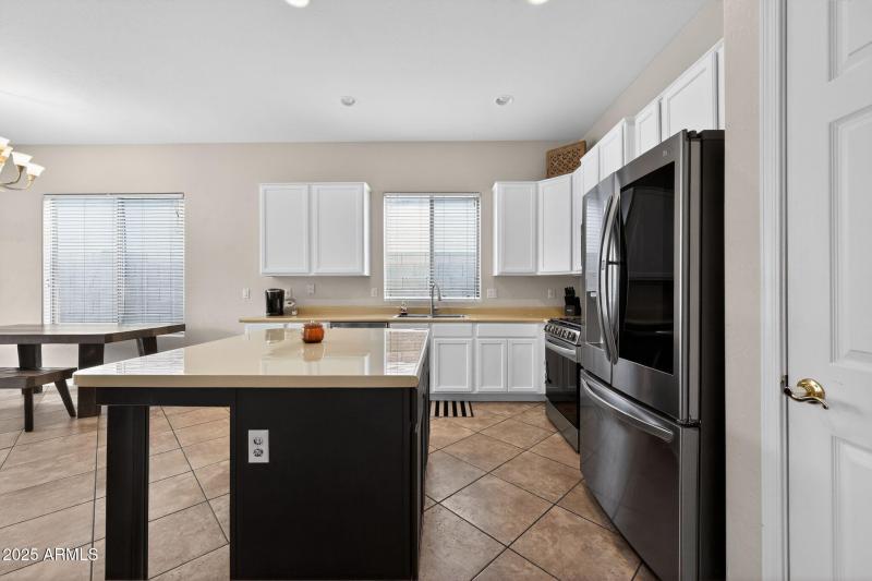 11_3022_W_Redwood_Ln_Phoenix_AZ_85045-Ki