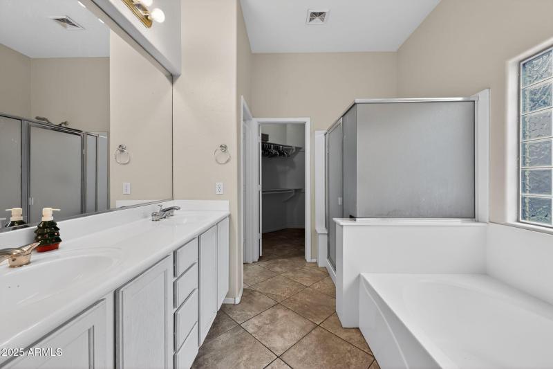 26_3022_W_Redwood_Ln_Phoenix_AZ_85045-Ba