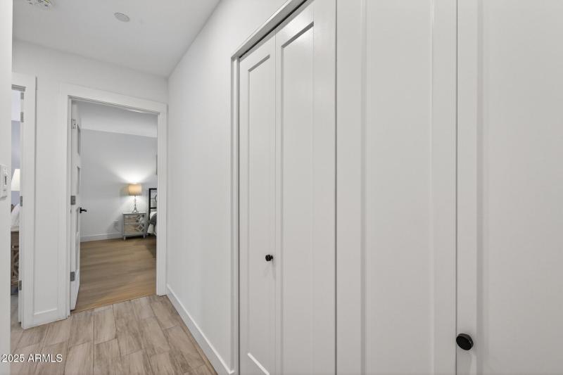 37_7719_E_Rovey_Ave37_mls