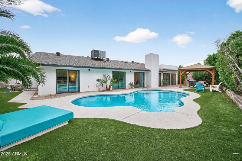 48_7719_E_Rovey_Ave48_mls