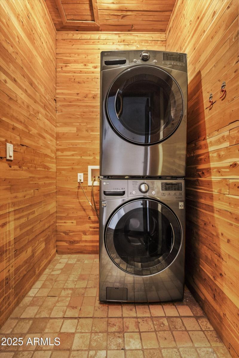 Cedar Lined Laundry