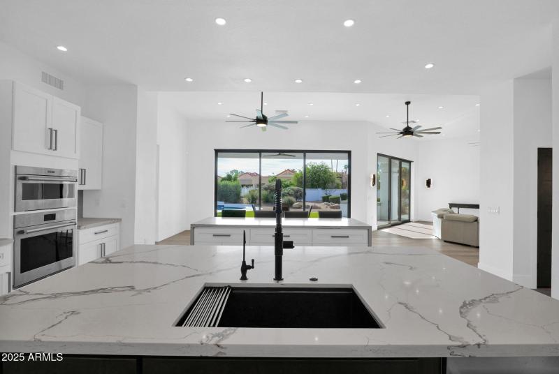 33-web-or-mls-P1415102