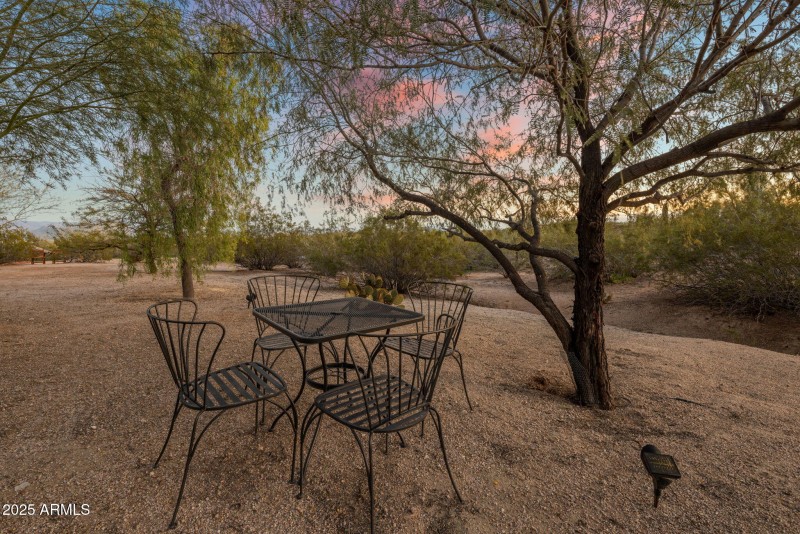 33A SEATING AREA ON THE WAY TO THE LOT