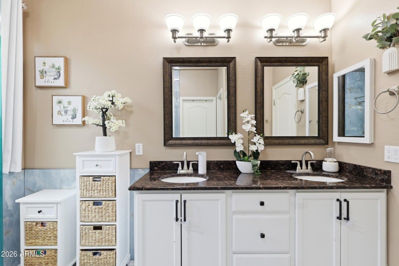 dual vanities at primary
