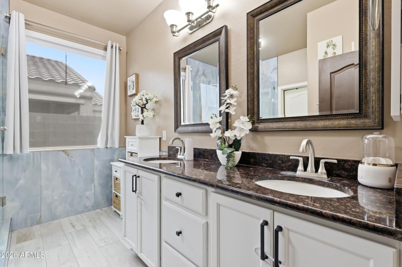 all new primary en suite