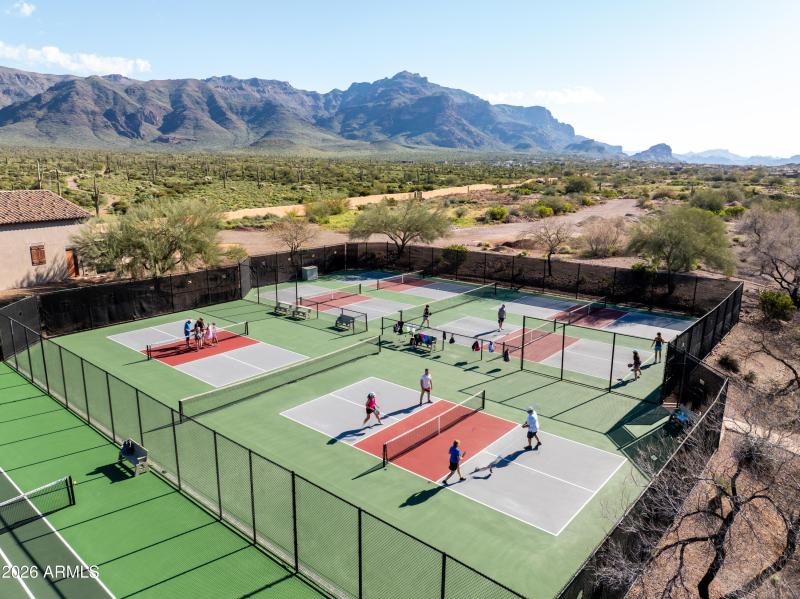 Pickelball Courts