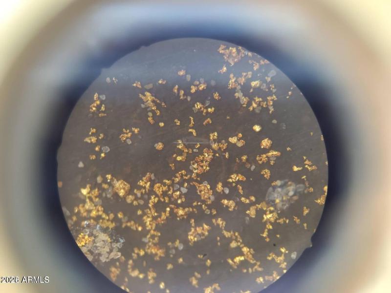 20221109200644379917000000-o