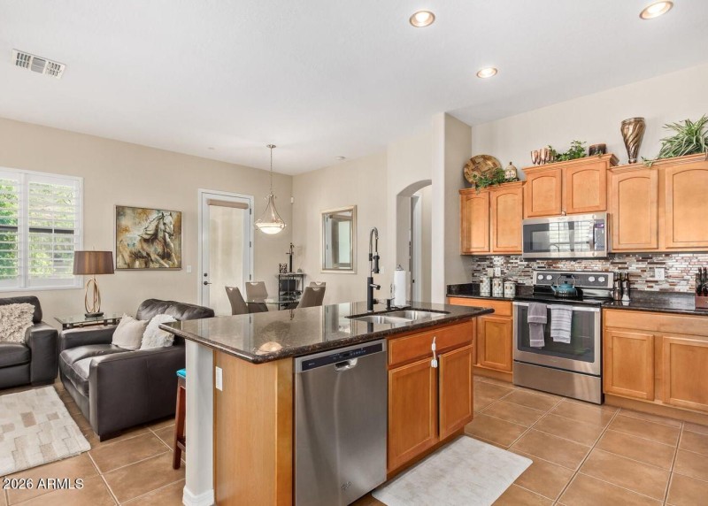 20230425201426645944000000-o