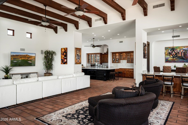 Large Entertaining Area