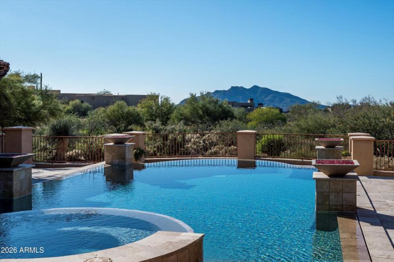 Black Mountain Views across the Pool
