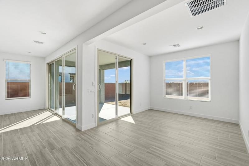 17145 W Sweet Iron Pass ~ Ready Now!