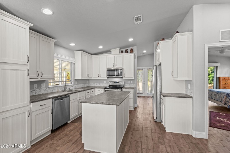 Kitchen (1)