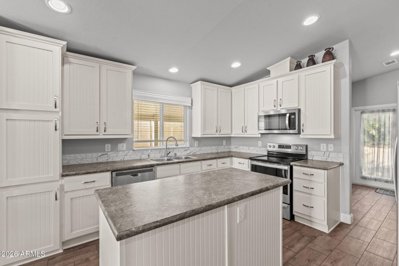 Kitchen (3)