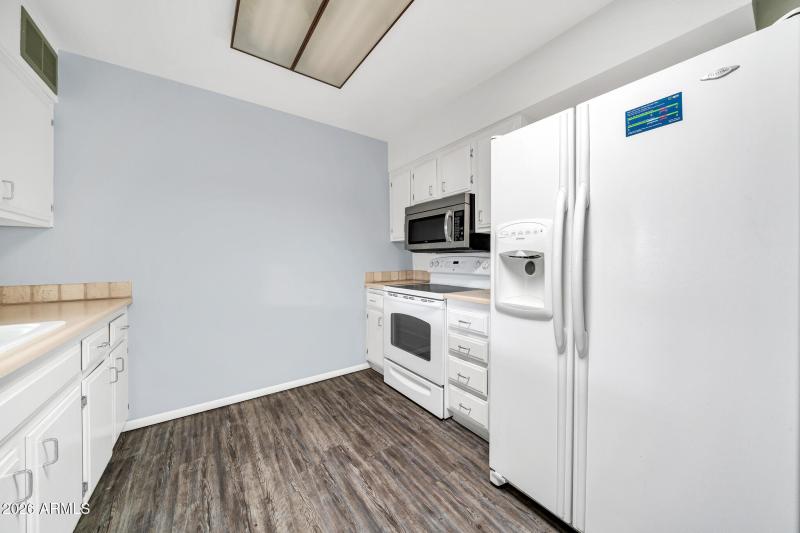 11017 W Thunderbird Blvd-14_(2048)
