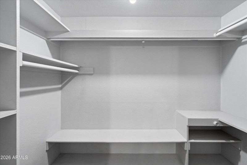 16-Primary Closet