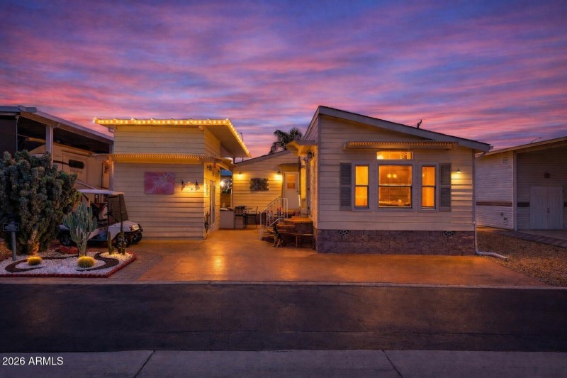 1f32cfa6-f718-4fda-b4d2-55ae968e09d9