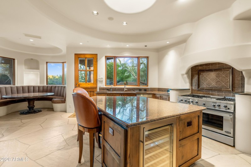 013_Kitchen Accoutrements