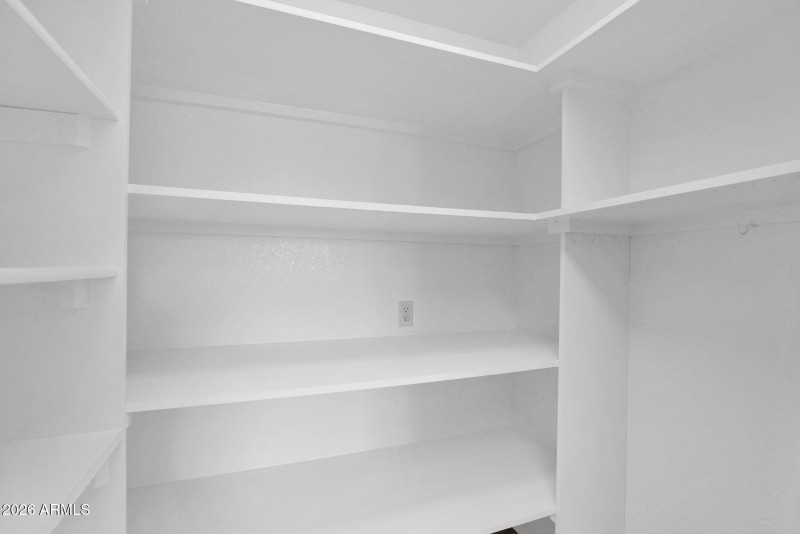 Walk-in Pantry