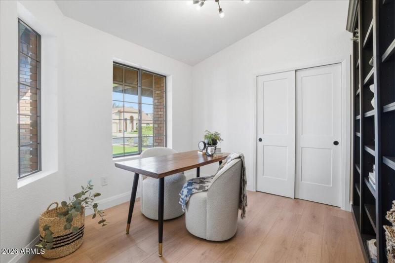 11-501 E Melody Ln_RedHogMedia