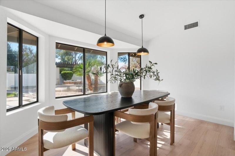 23-501 E Melody Ln_RedHogMedia