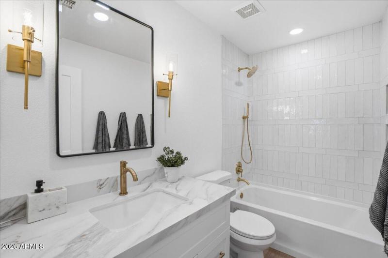 37-501 E Melody Ln_RedHogMedia