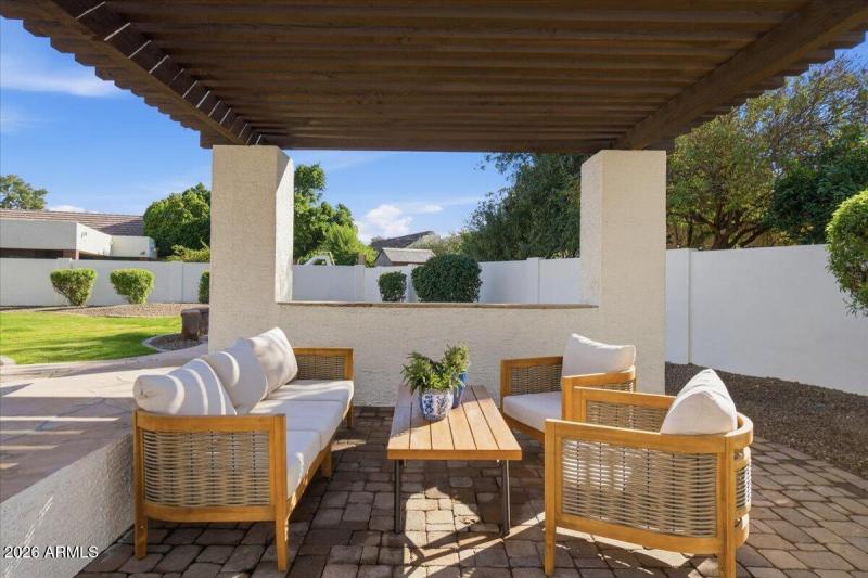 46-501 E Melody Ln_RedHogMedia