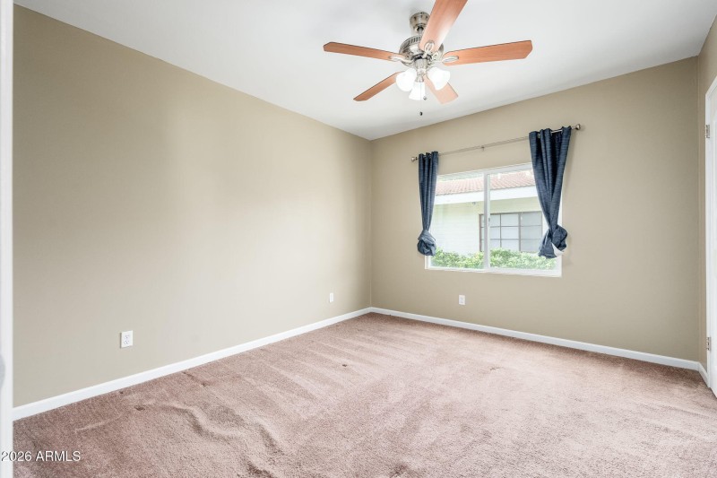 1518 W Windsor Ave - 19