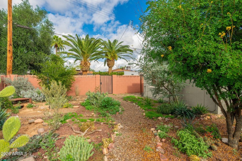 1518 W Windsor Ave - 32