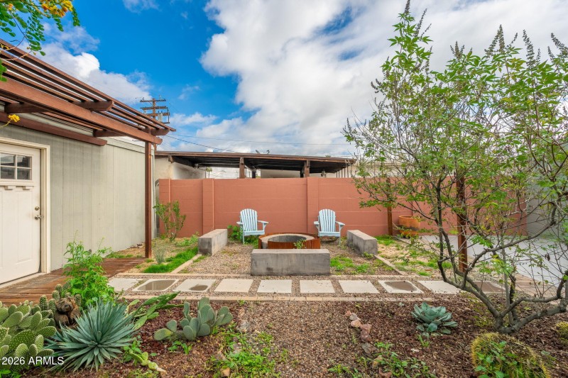 1518 W Windsor Ave - 36