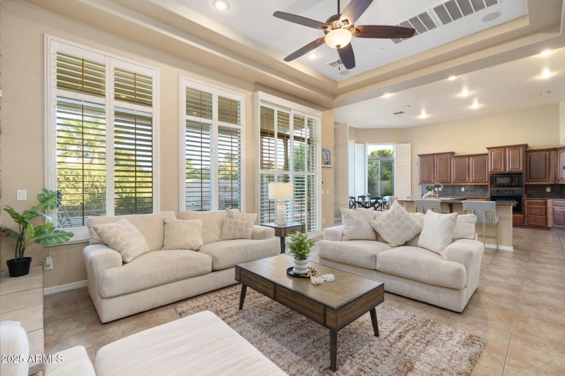 21-web-or-mls-DSC01543