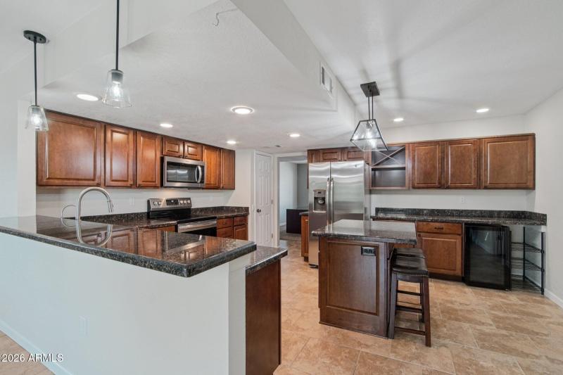 10-web-or-mls-N 134th Dr-S0301-010