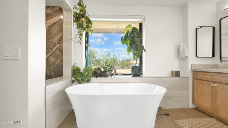 70-web-or-mls-P1310745