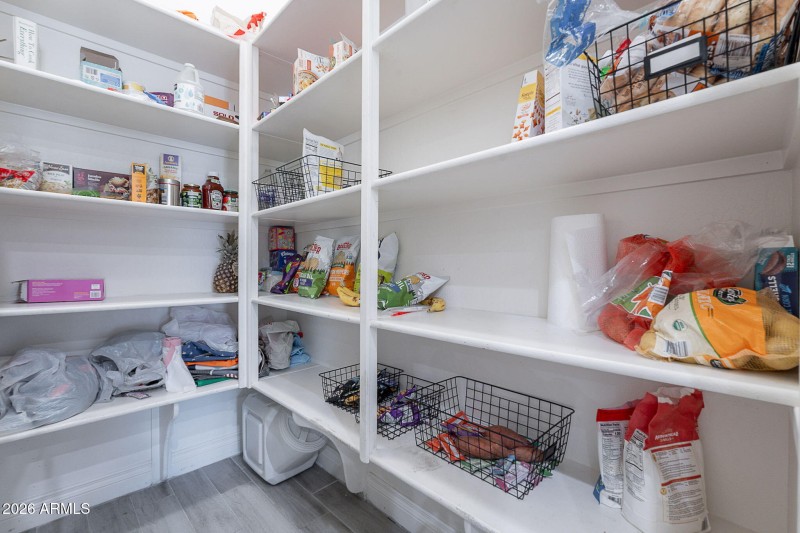 Walk-in Pantry