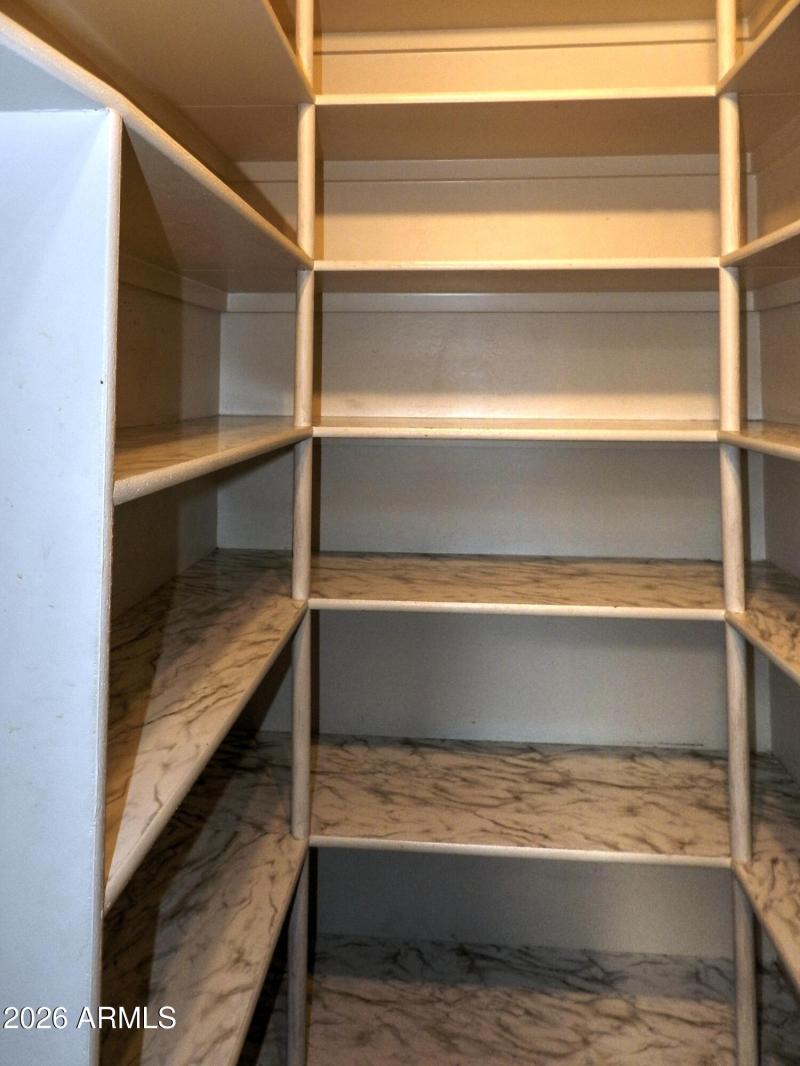 Walk-in Pantry