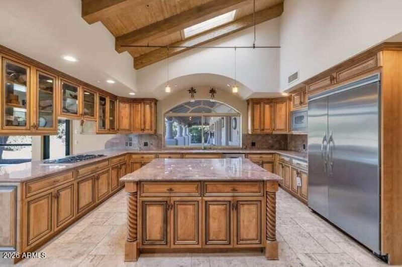 4214 E Claremont Ave-small-019-043-TOD22