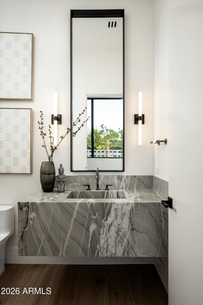 Powder Bathroom (Bathroom 6)