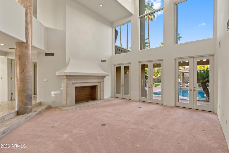 010_Living Room Luxuries