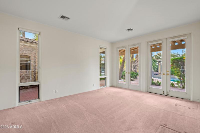 022_Guest 1 Ensuite Views