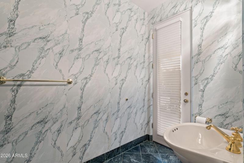 027_Guest Ensuite 2 Bath