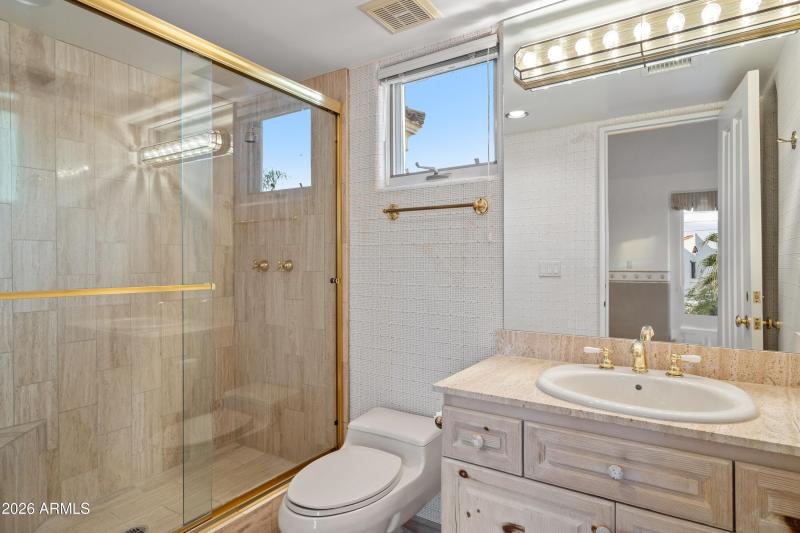 038_Guest Ensuite 3 Bath