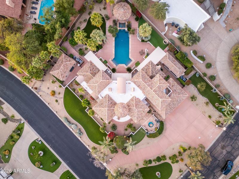 050_The Estate Layout