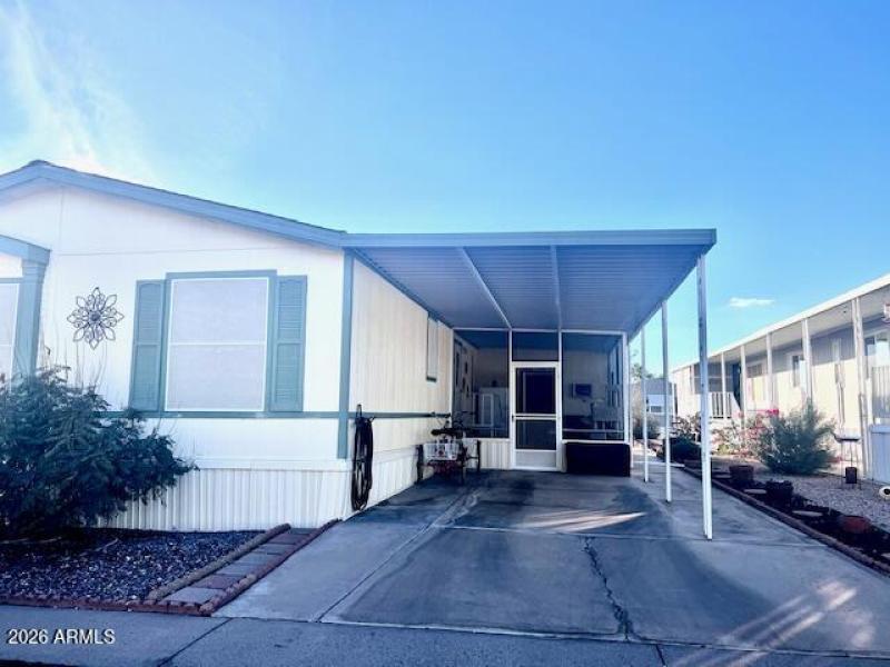 Covered drive to AZ room