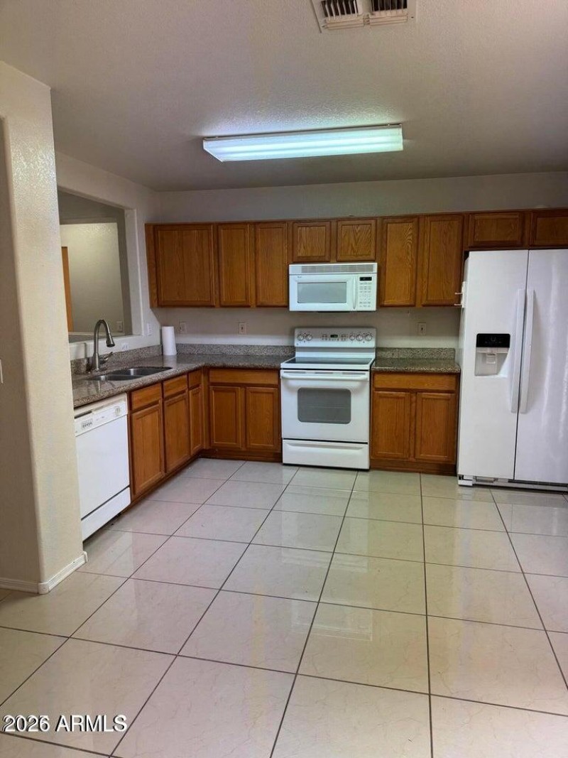 20250922164508307773000000-o