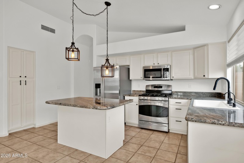 4519 E Lone Cactus Dr PRINT-23